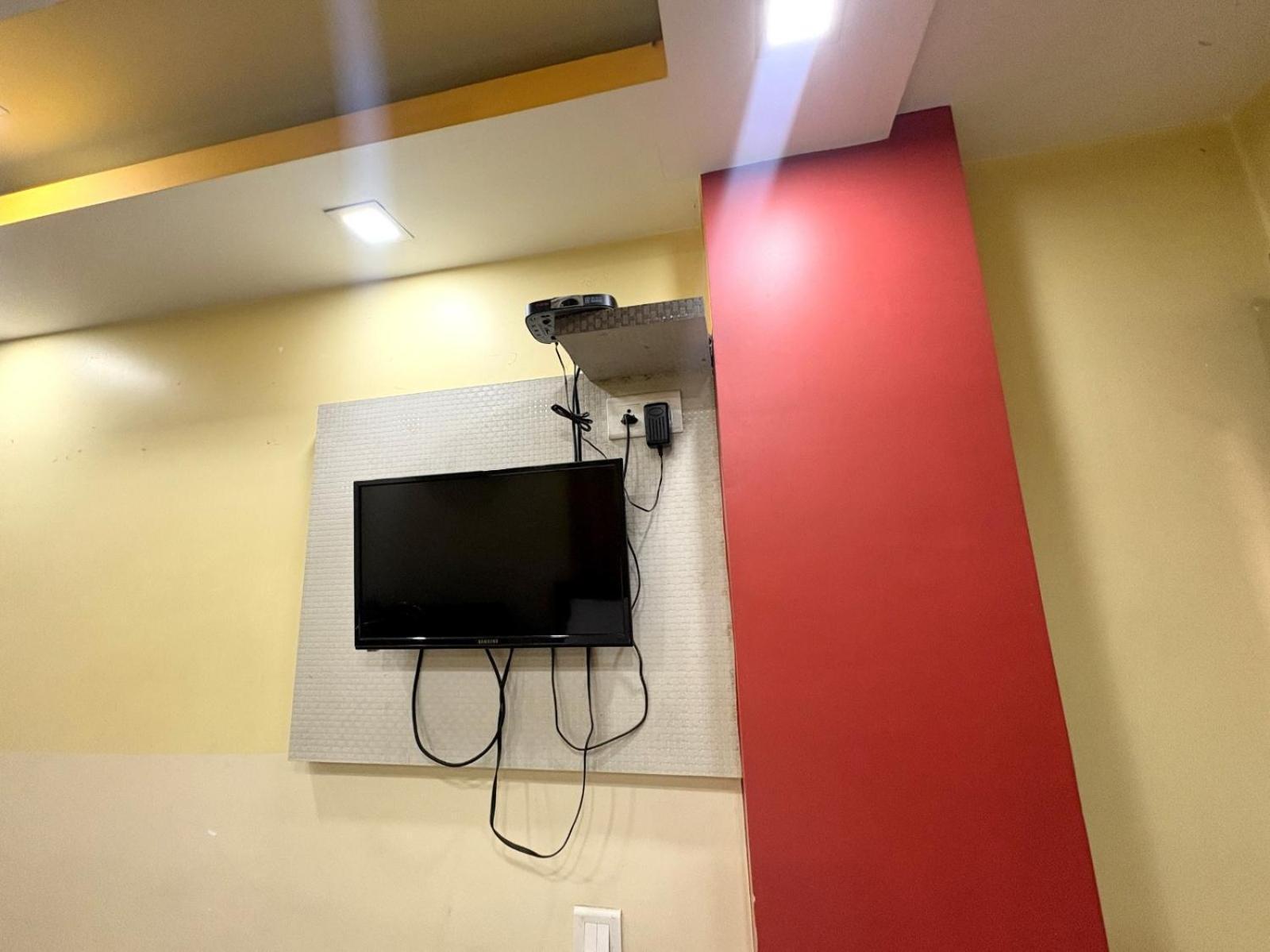 As-meet With Free Wi-fi And Air Conditioner Guest house